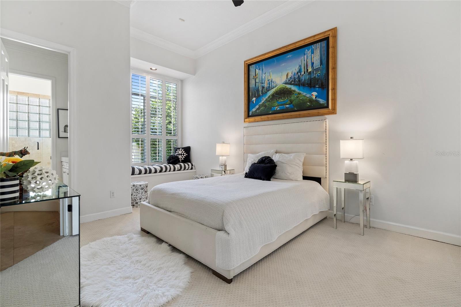 HEATHROW WOODS - Residential