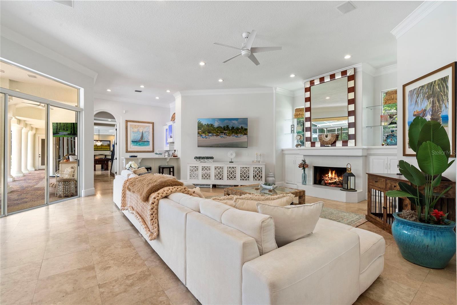 HEATHROW WOODS - Residential