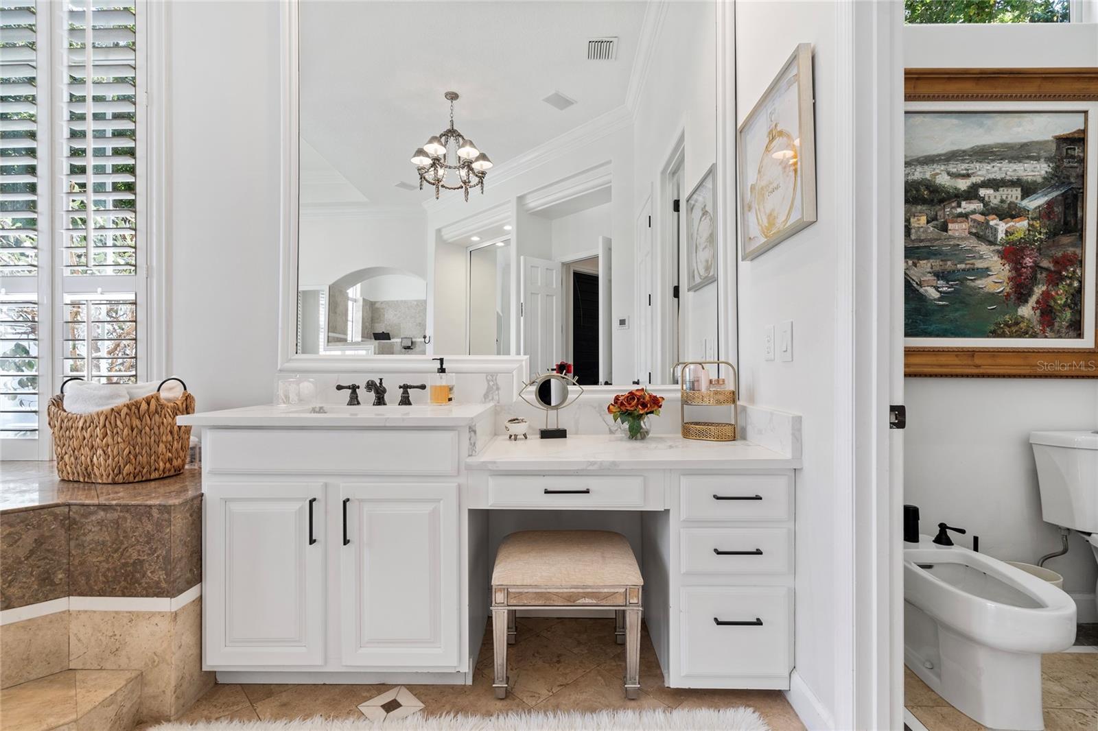 HEATHROW WOODS - Residential