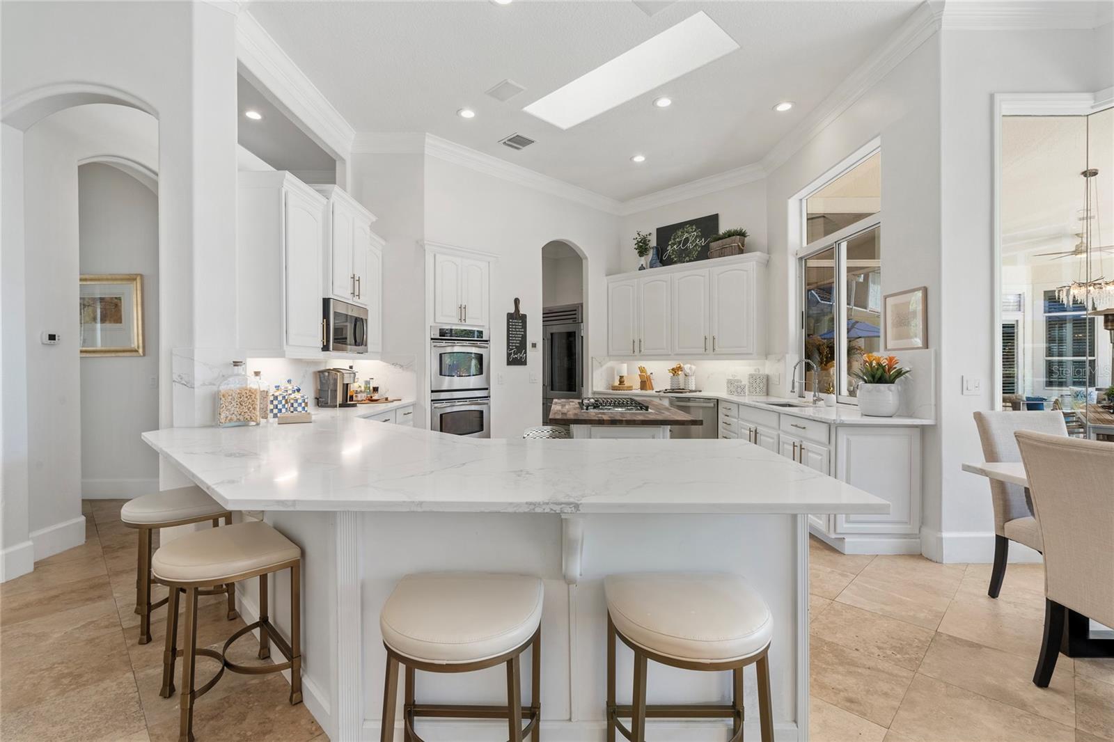 HEATHROW WOODS - Residential