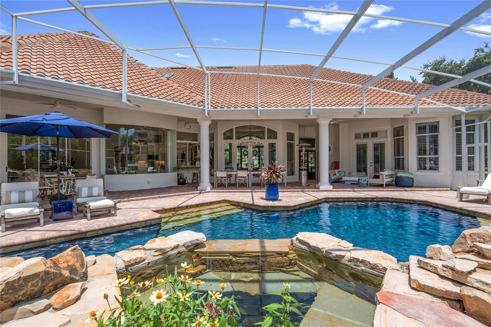 HEATHROW WOODS - Residential