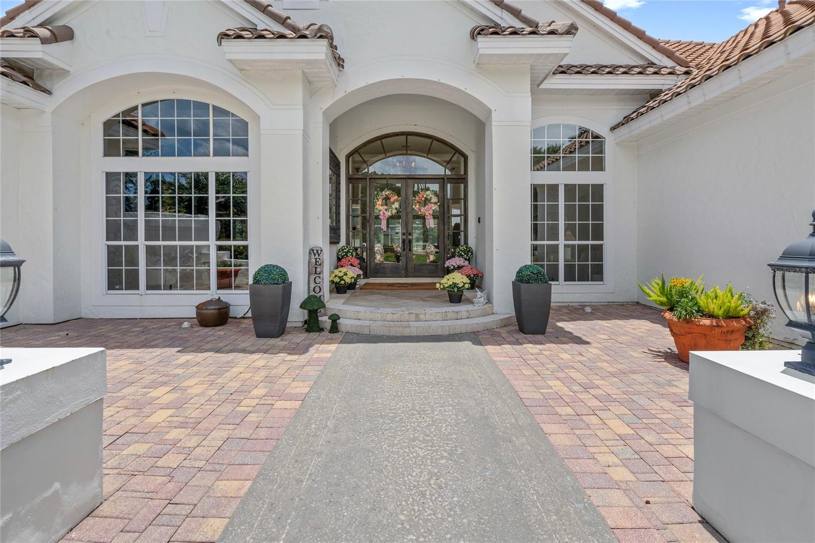 HEATHROW WOODS - Residential