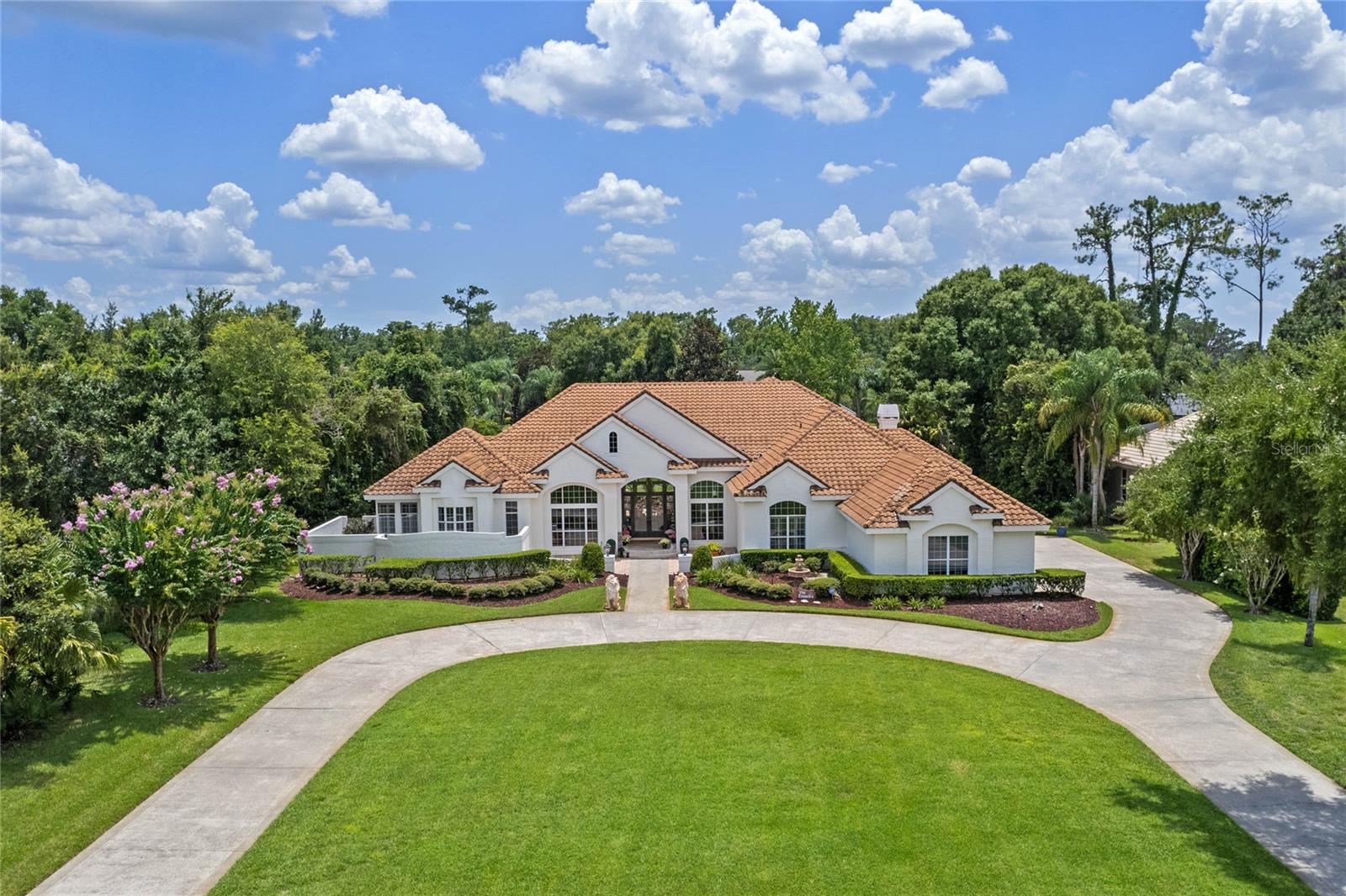 HEATHROW WOODS - Residential