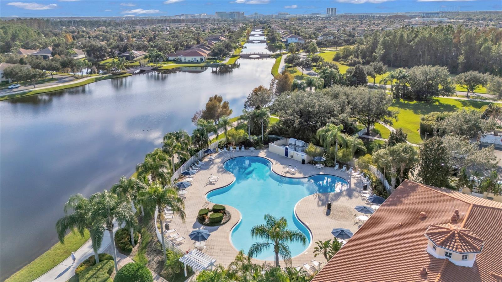 VILLAGEWALK/LK NONAA 01B - Residential