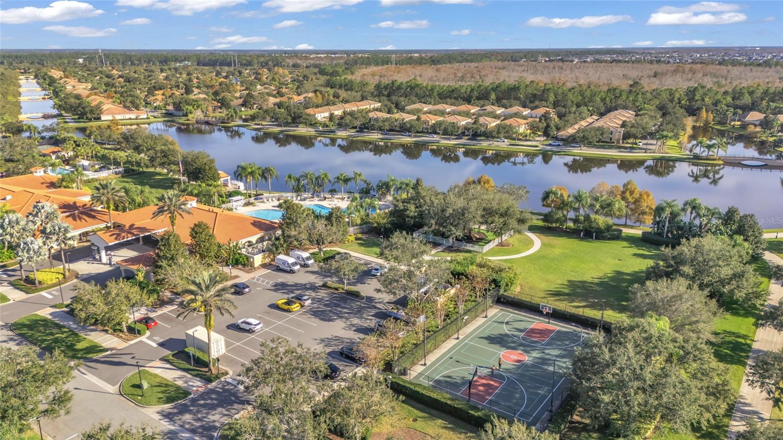 VILLAGEWALK/LK NONAA 01B - Residential