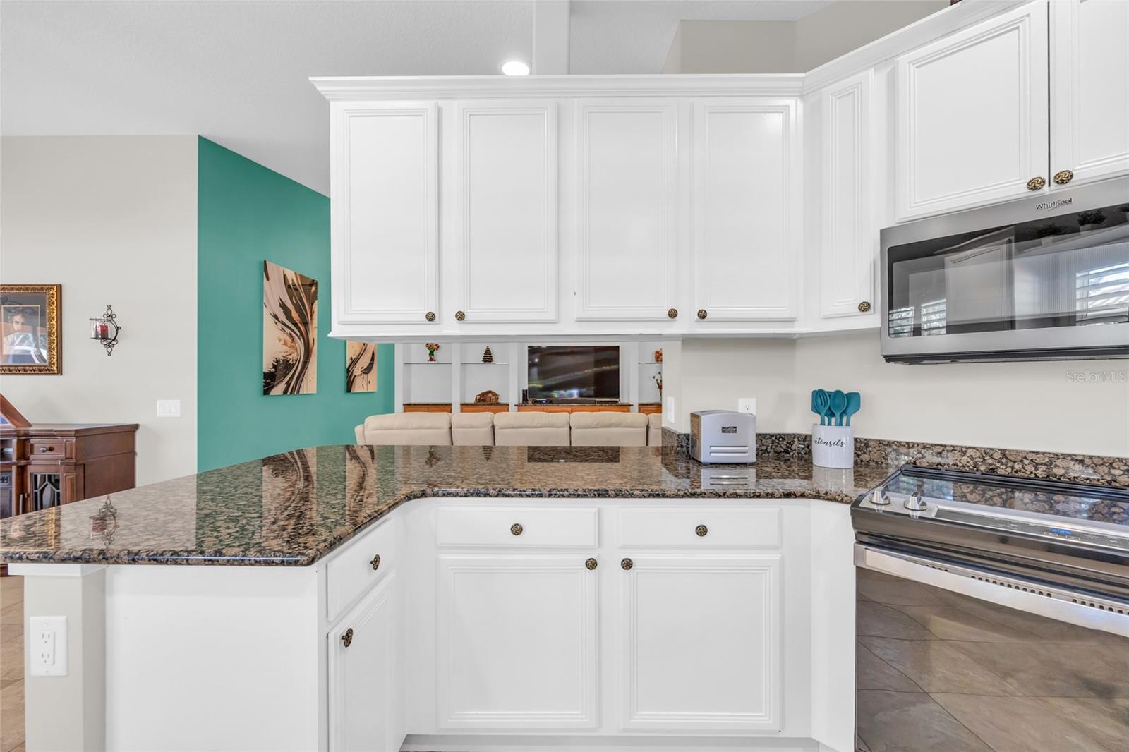 VILLAGEWALK/LK NONAA 01B - Residential