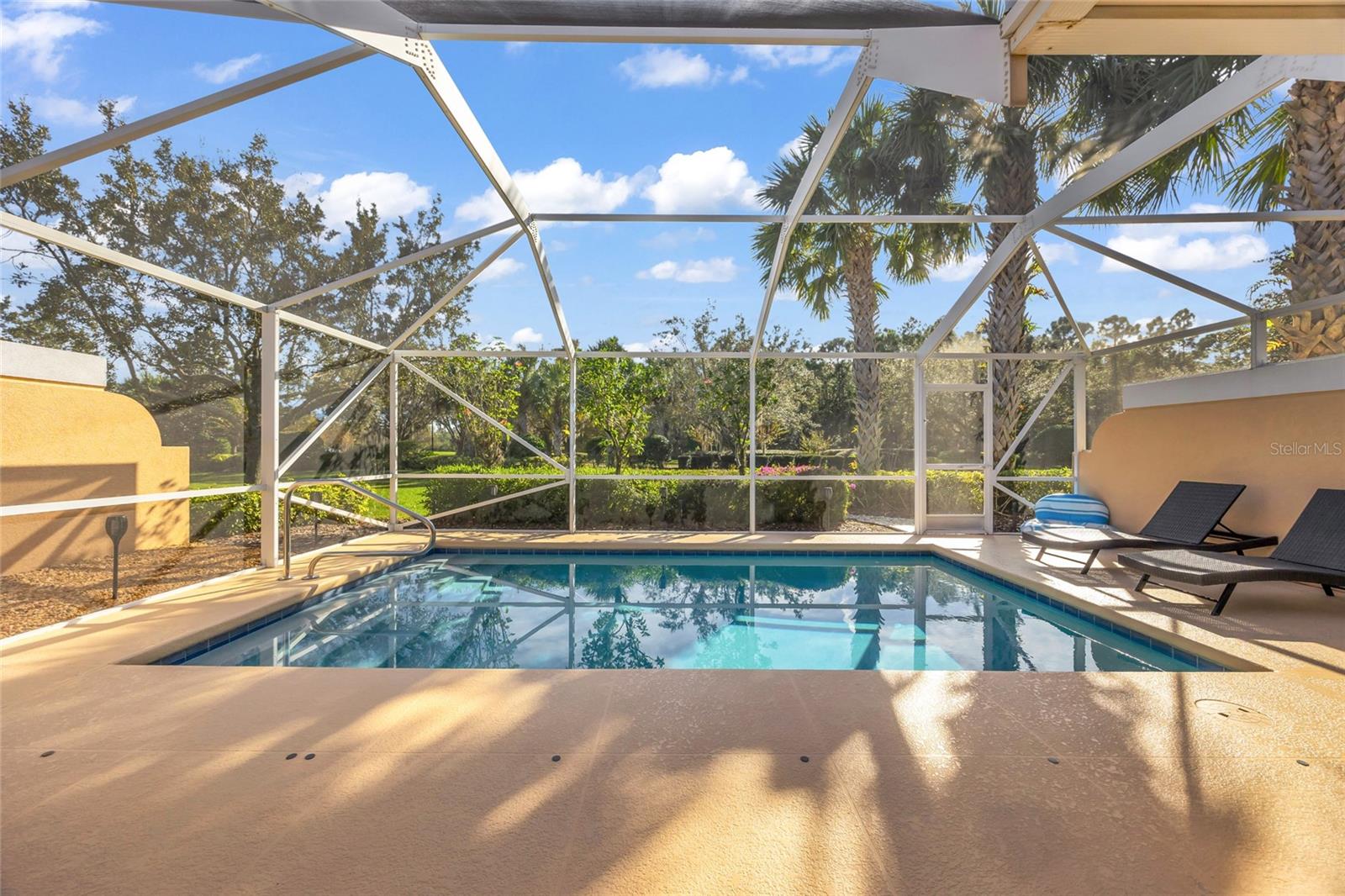 VILLAGEWALK/LK NONAA 01B - Residential