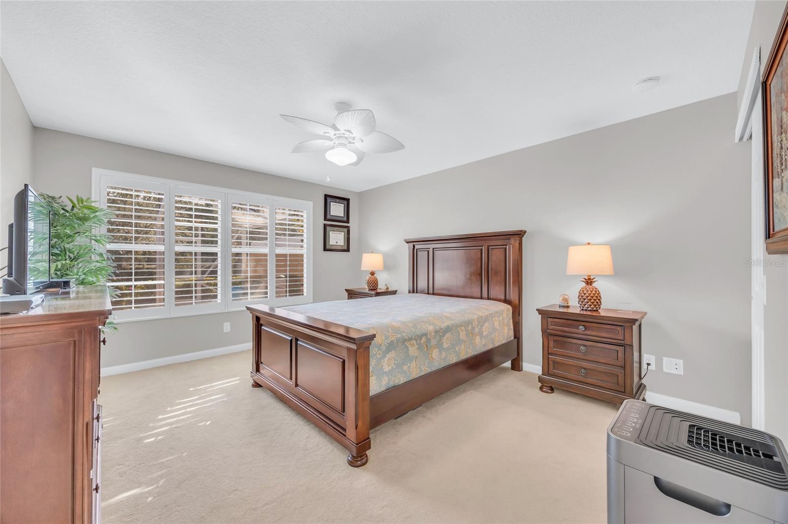 VILLAGEWALK/LK NONAA 01B - Residential