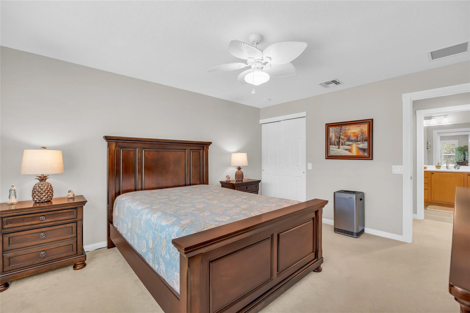 VILLAGEWALK/LK NONAA 01B - Residential