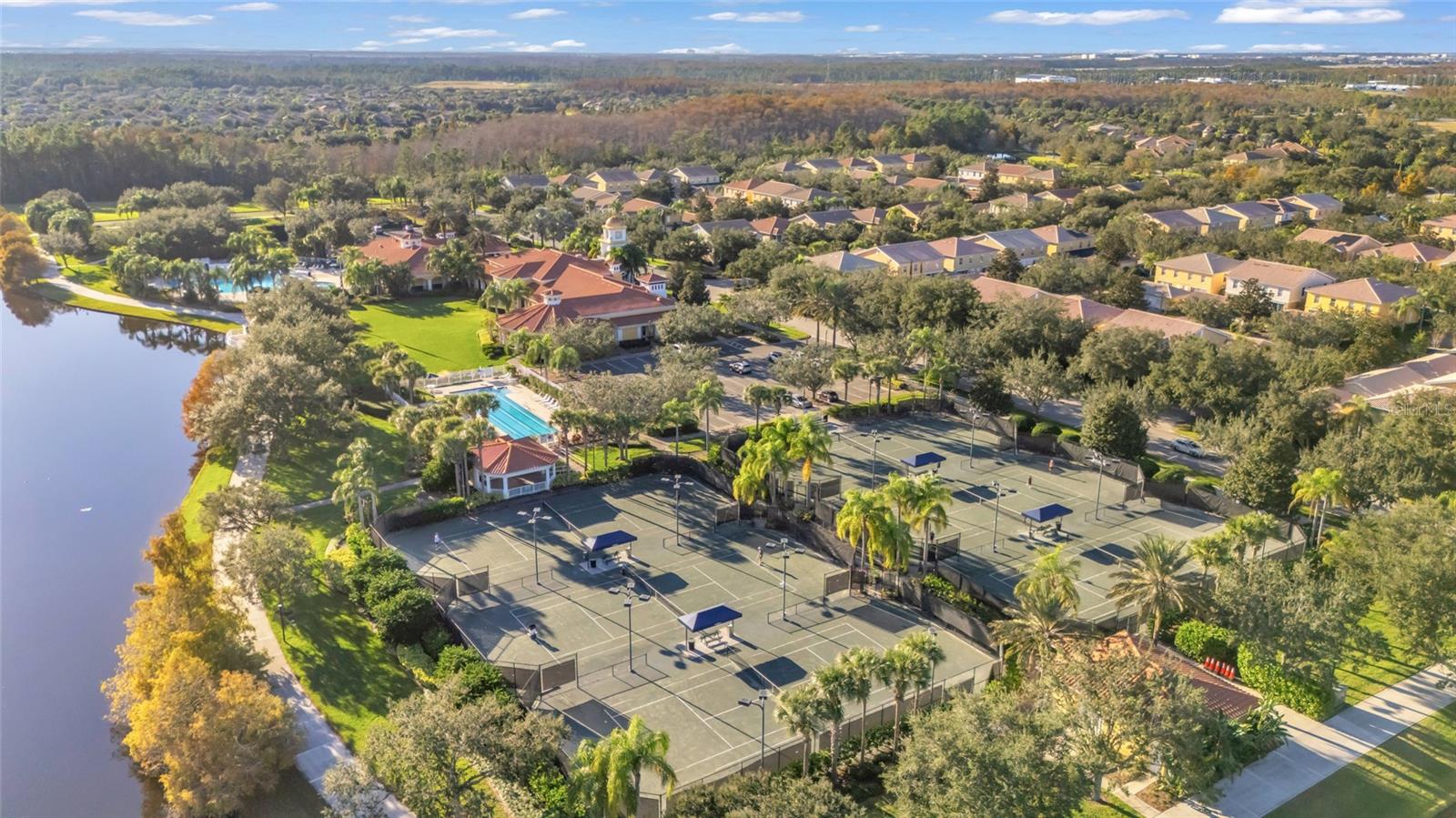 VILLAGEWALK/LK NONAA 01B - Residential