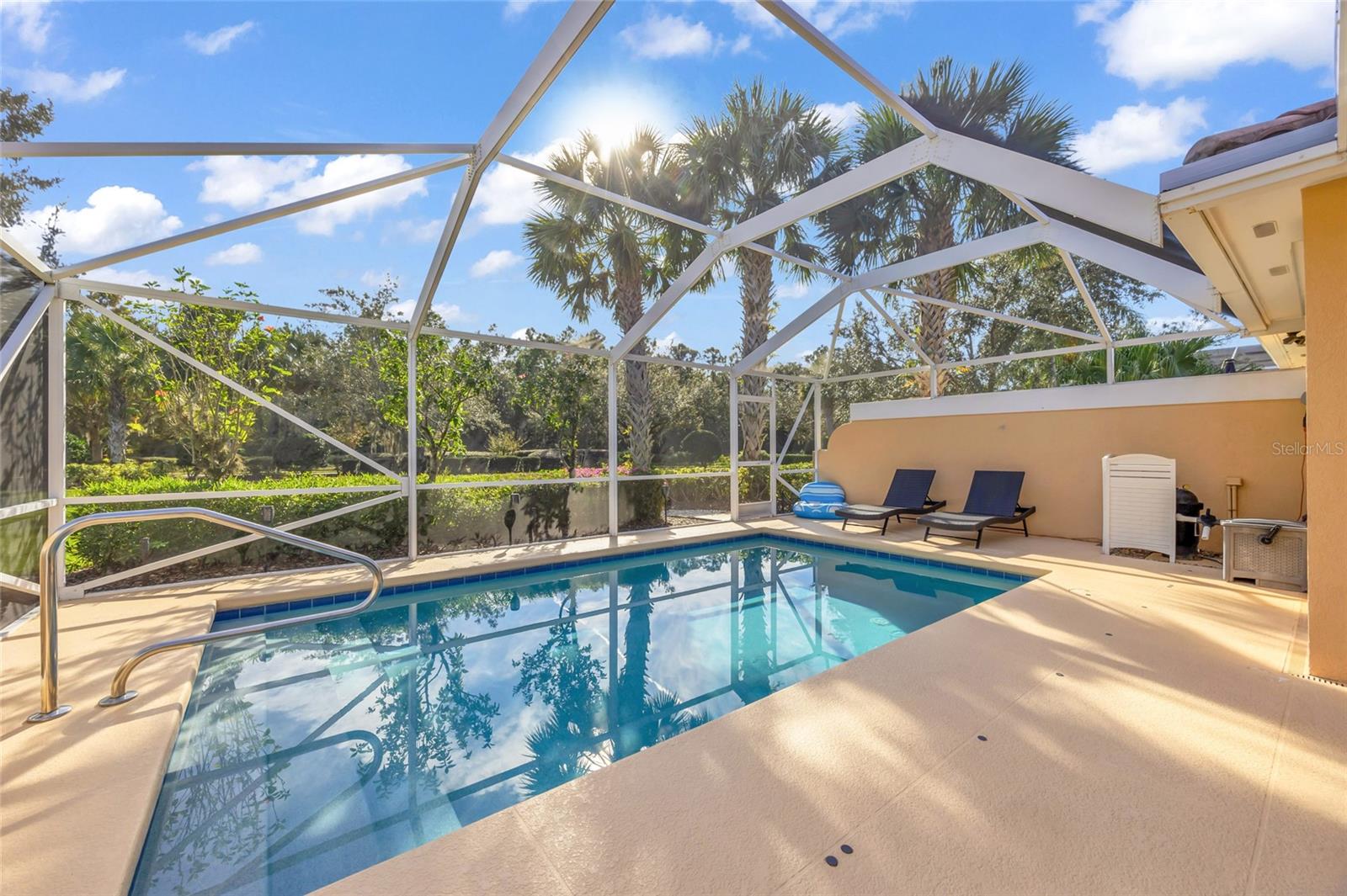 VILLAGEWALK/LK NONAA 01B - Residential