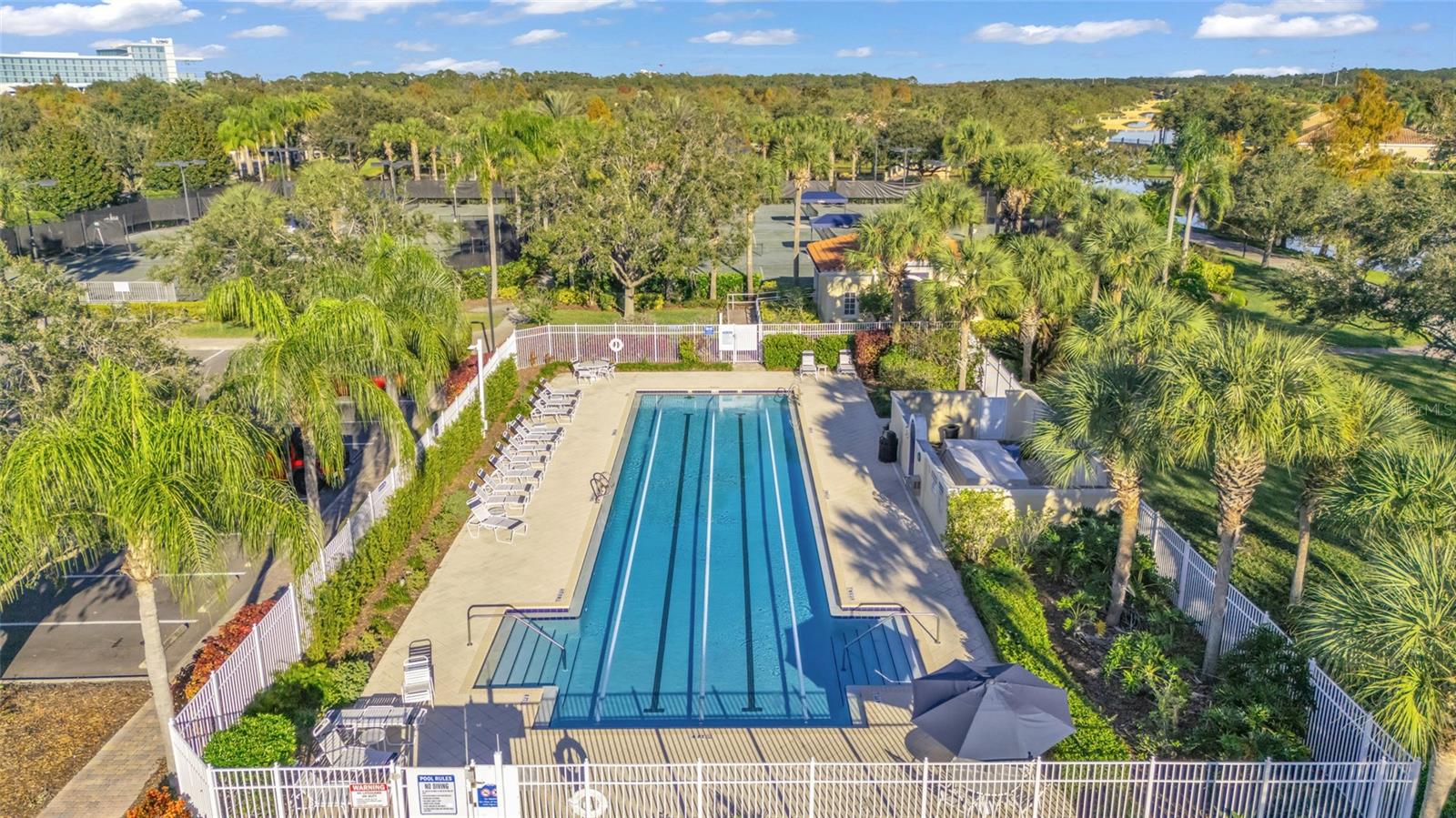 VILLAGEWALK/LK NONAA 01B - Residential