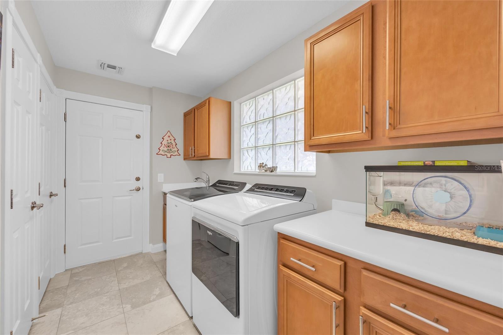 VILLAGEWALK/LK NONAA 01B - Residential