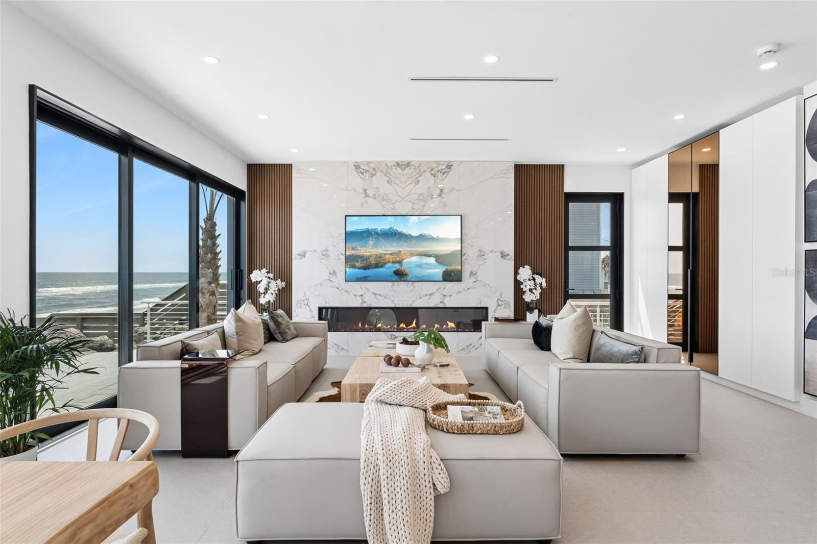 BETHUNE VOLUSIA BEACH - Residential
