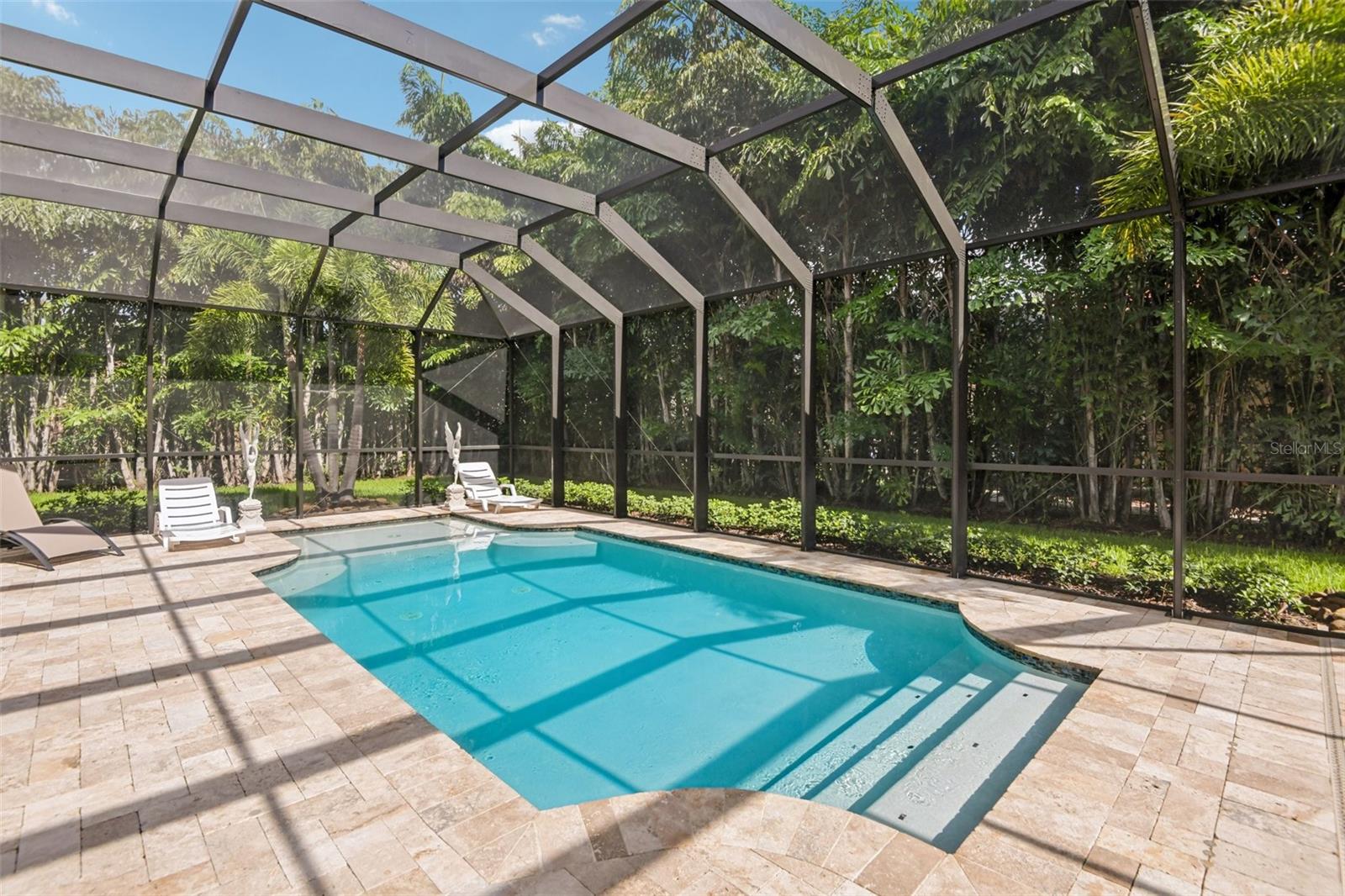 4586 GRAND LAKESIDE DRIVE