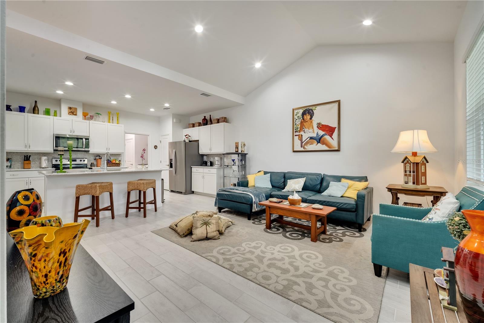 LATITUDE MARGARITAVILLE/DAYTONA BEACH PH 5 - Residential Lease