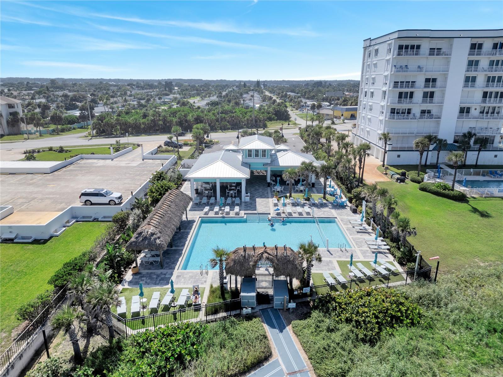 LATITUDE MARGARITAVILLE/DAYTONA BEACH PH 5 - Residential Lease