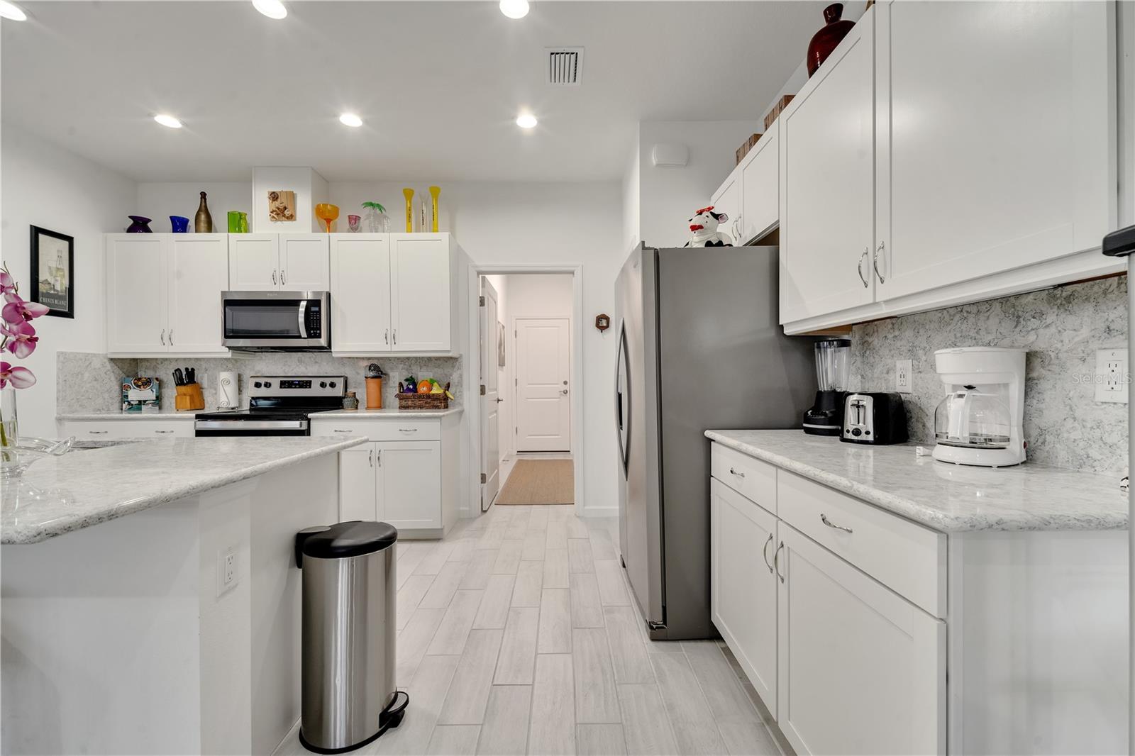 LATITUDE MARGARITAVILLE/DAYTONA BEACH PH 5 - Residential Lease