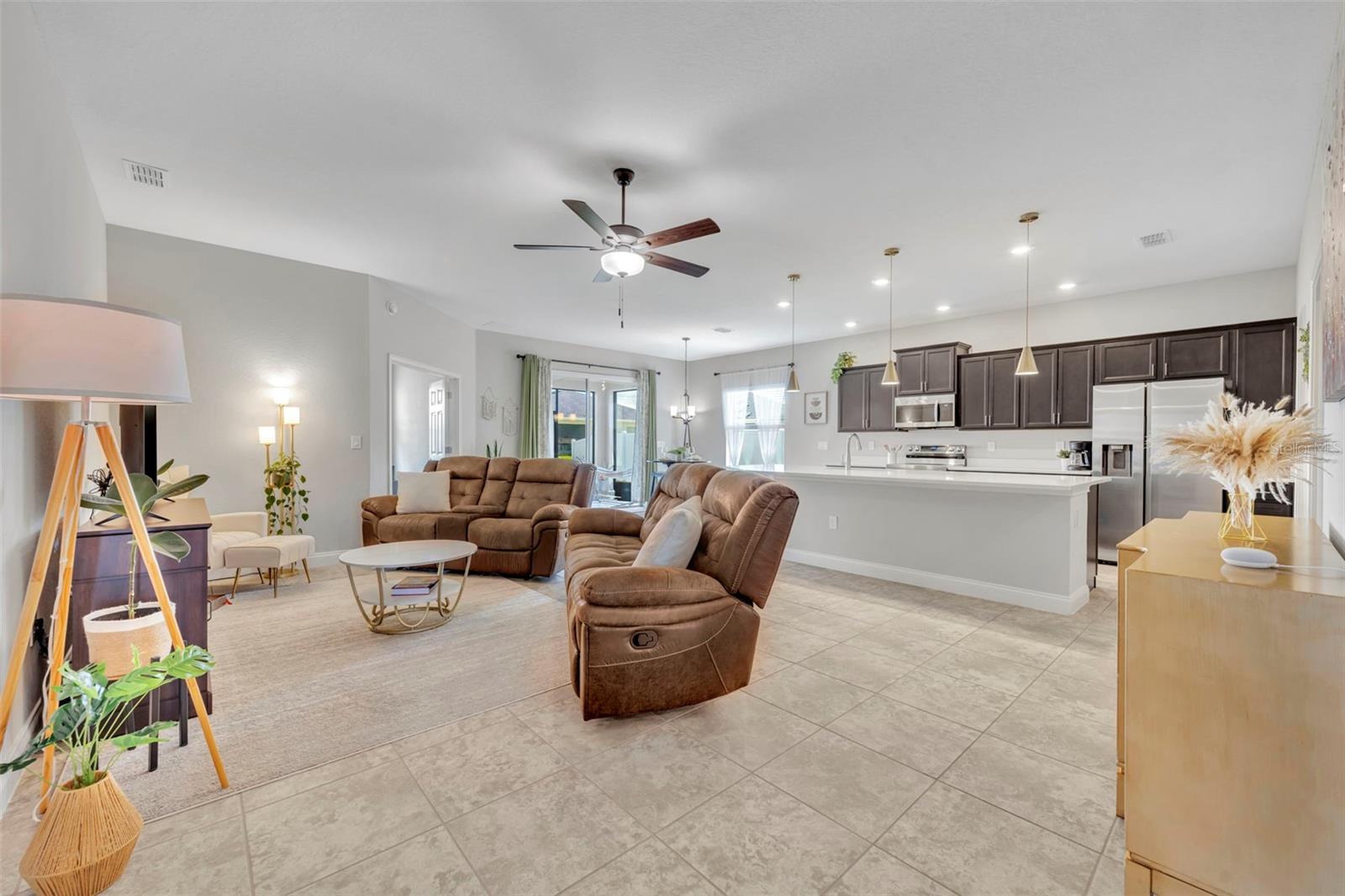 LAKES TR 6 - Residential