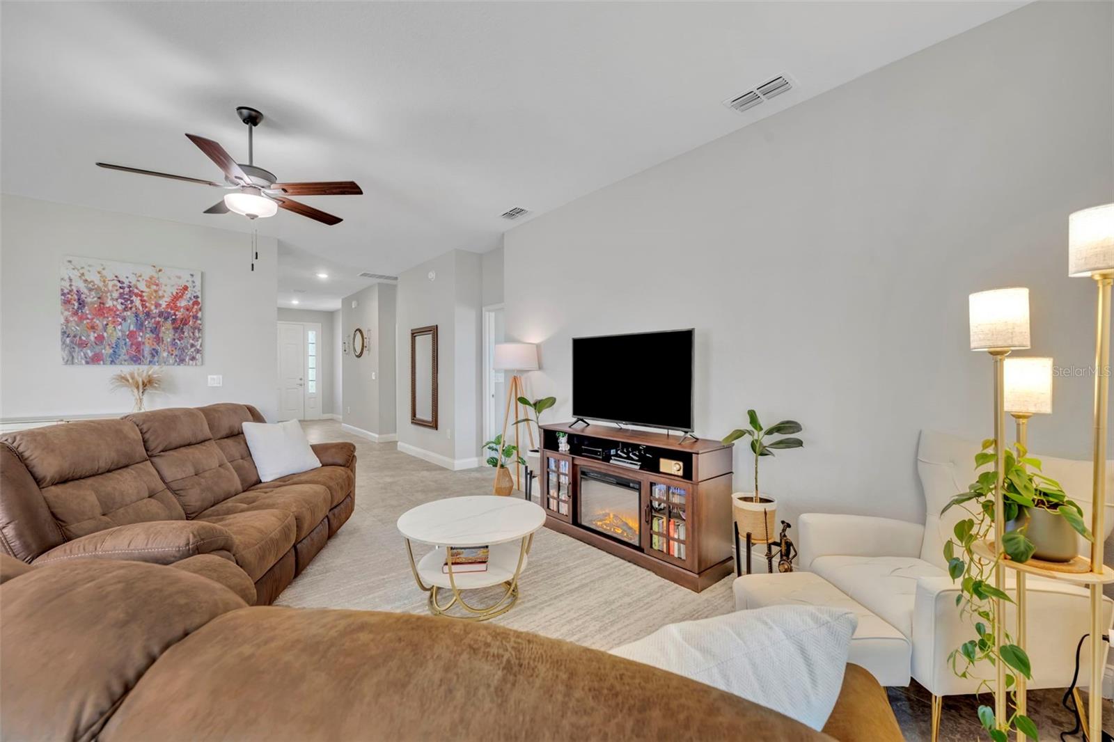 LAKES TR 6 - Residential