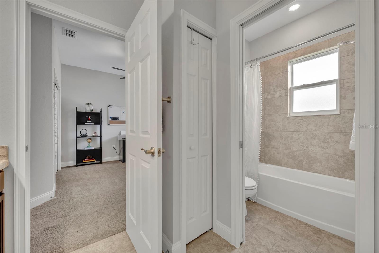 LAKES TR 6 - Residential