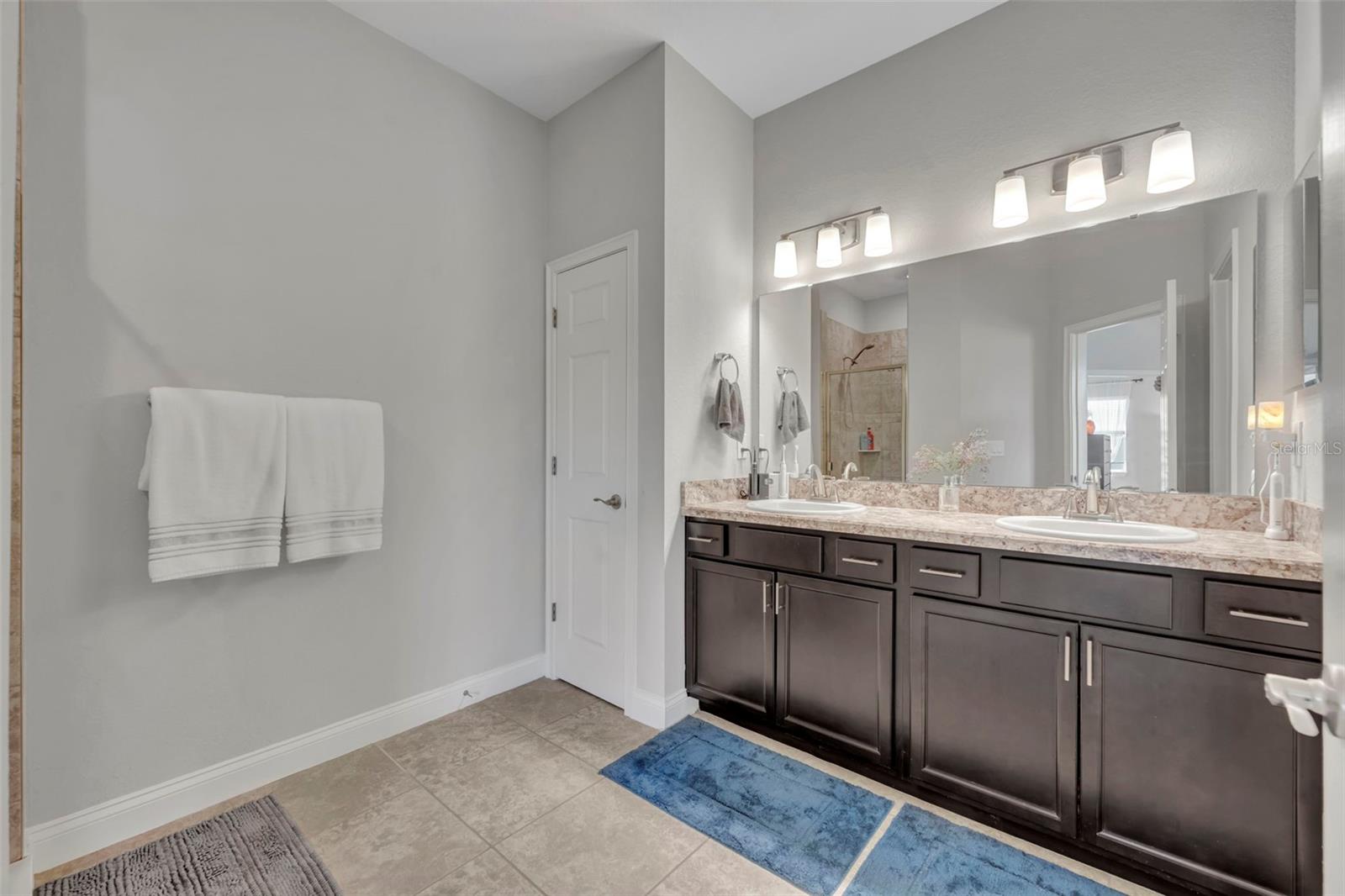 LAKES TR 6 - Residential