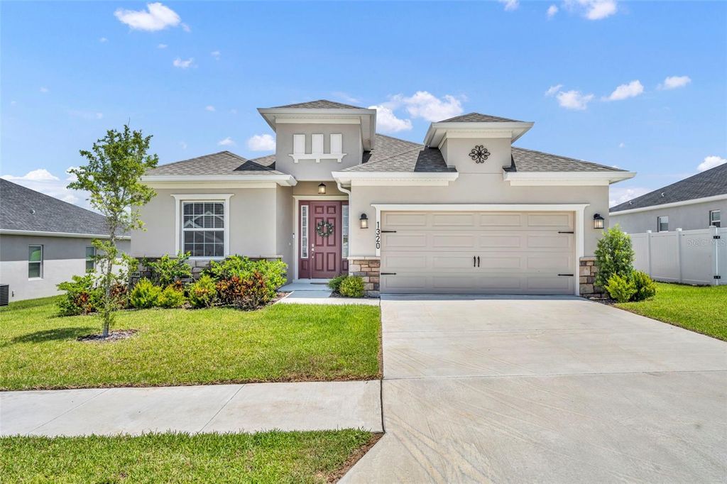 Photo of 1320 Melrose Street, Lake Alfred, FL 33850 (MLS # O6379899)