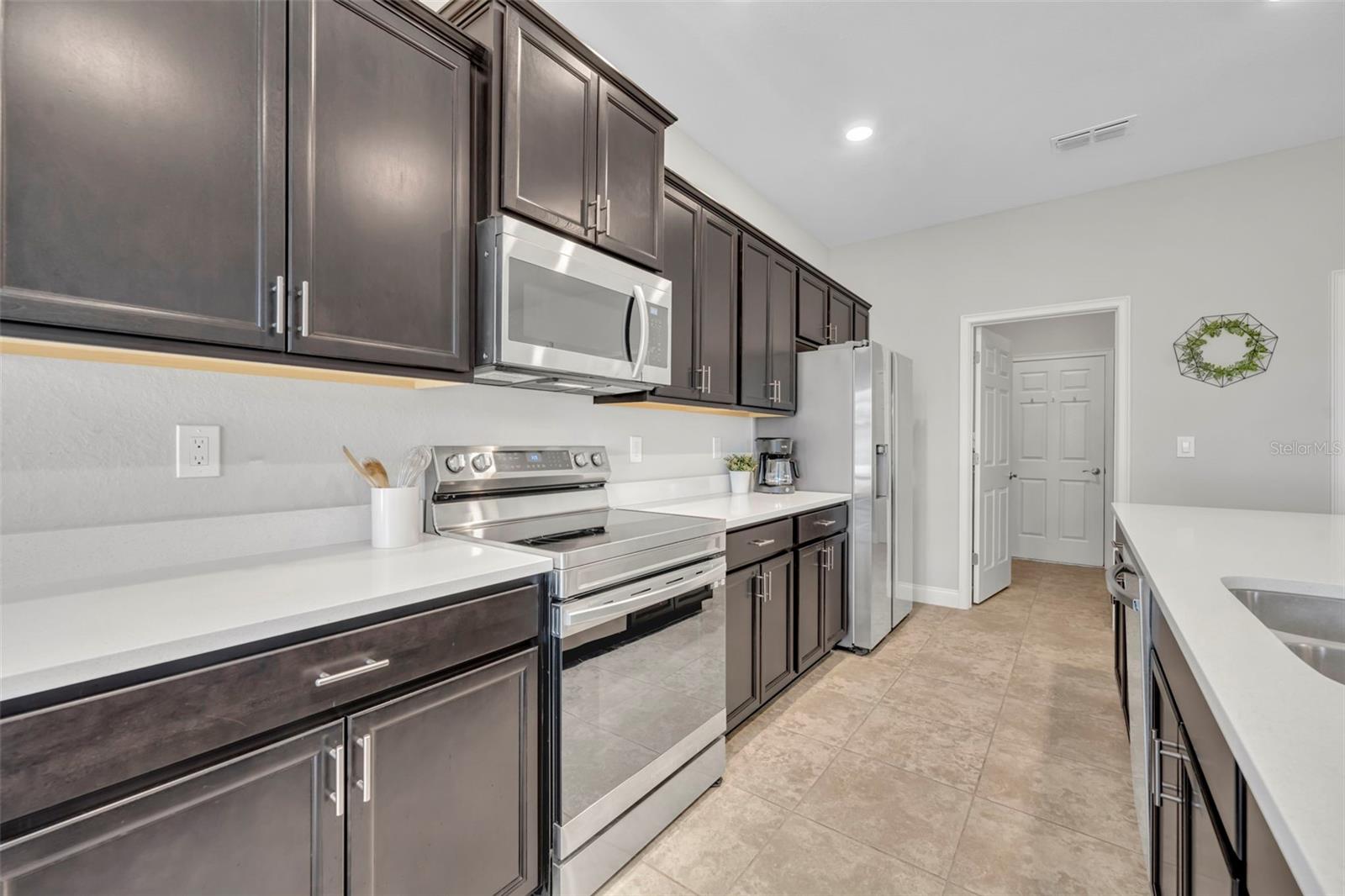 LAKES TR 6 - Residential