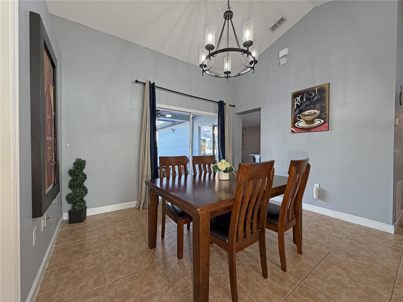 DELTONA LAKES UN 32 - Residential