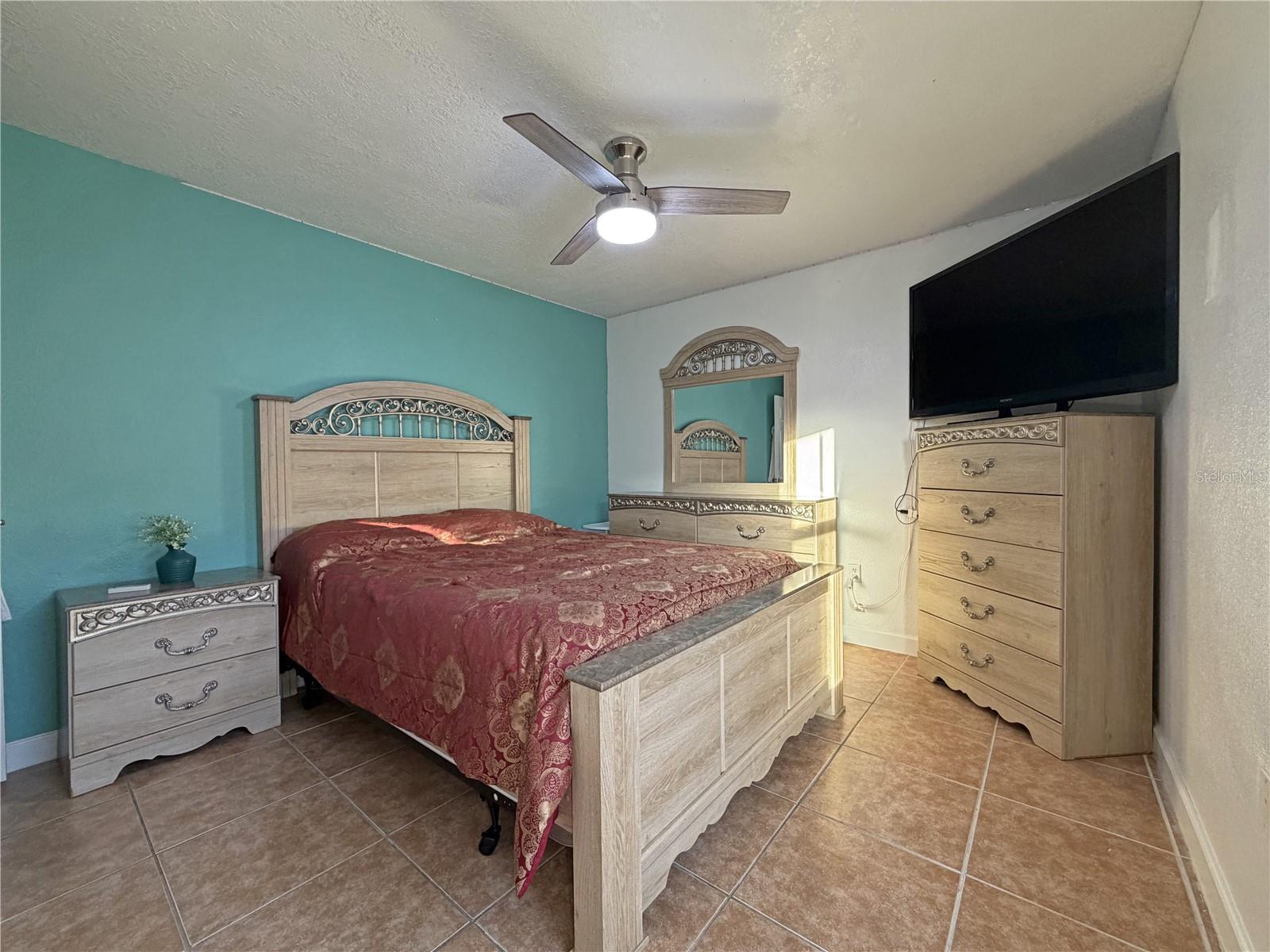 DELTONA LAKES UN 32 - Residential