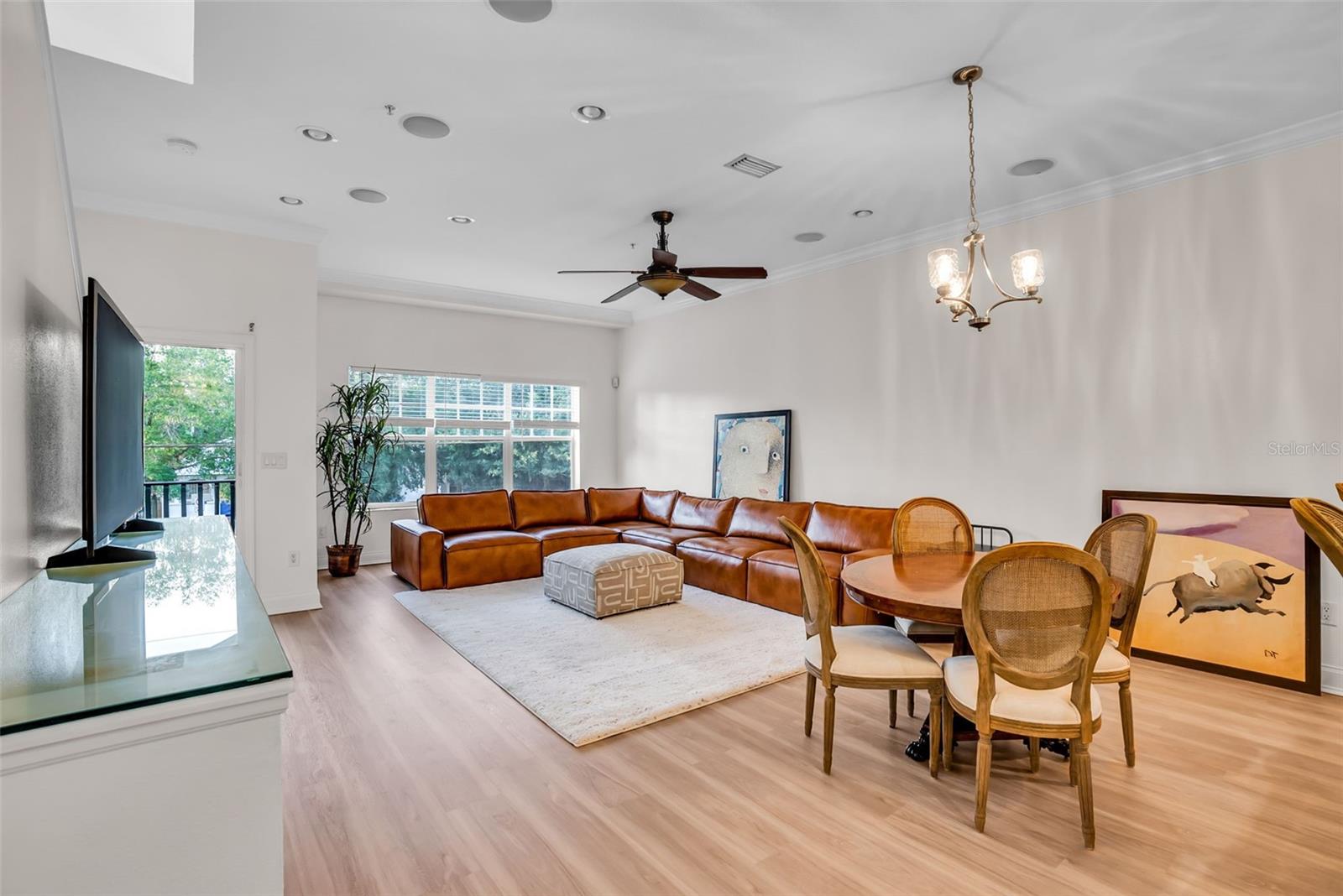 111 N ALBANY AVENUE 16