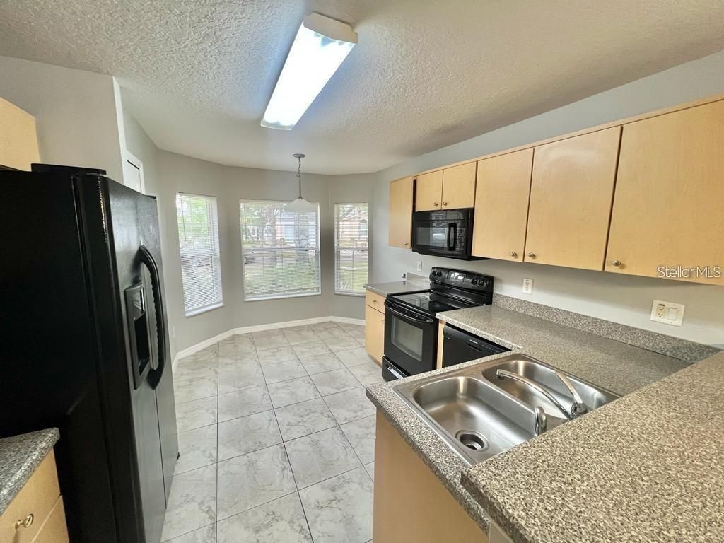 Photo of 931 Emerald Green Court, Kissimmee, FL 34746 (MLS # S5143546)