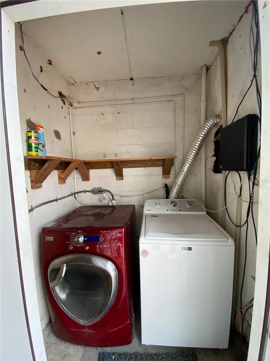 SOMERSET PARK A CONDO - Residential Lease