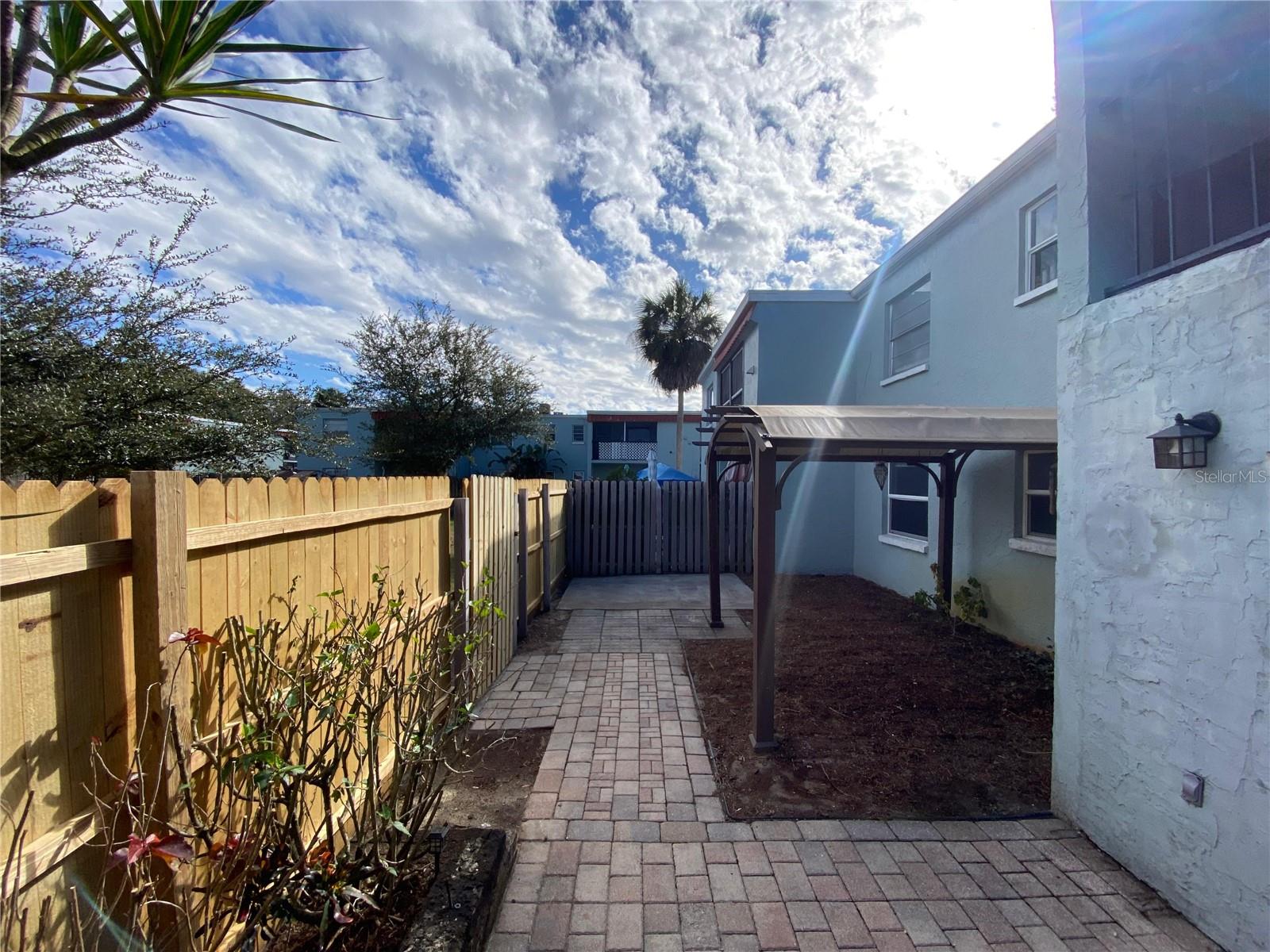 SOMERSET PARK A CONDO - Residential Lease