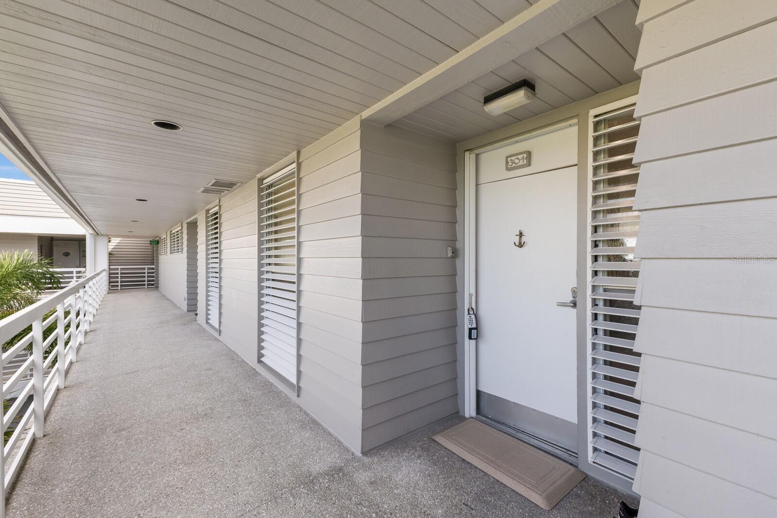 615 DREAM ISLAND PLACE 304