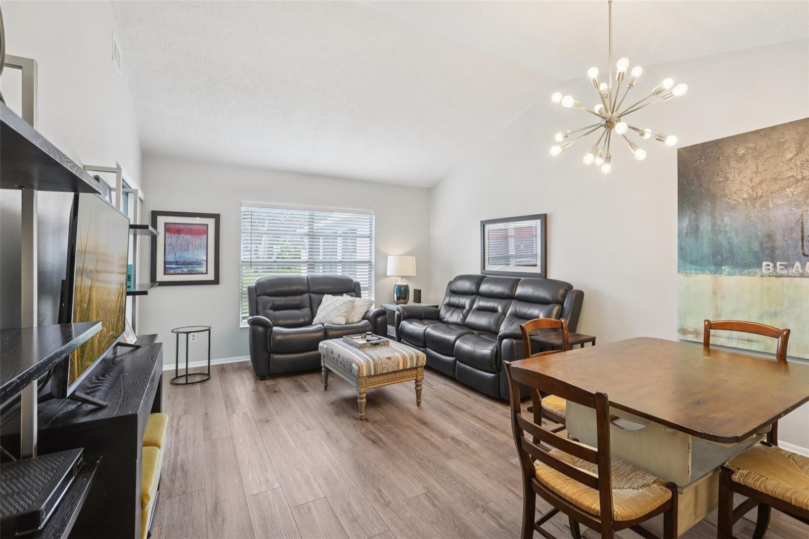 BAY TOWNE - Residential