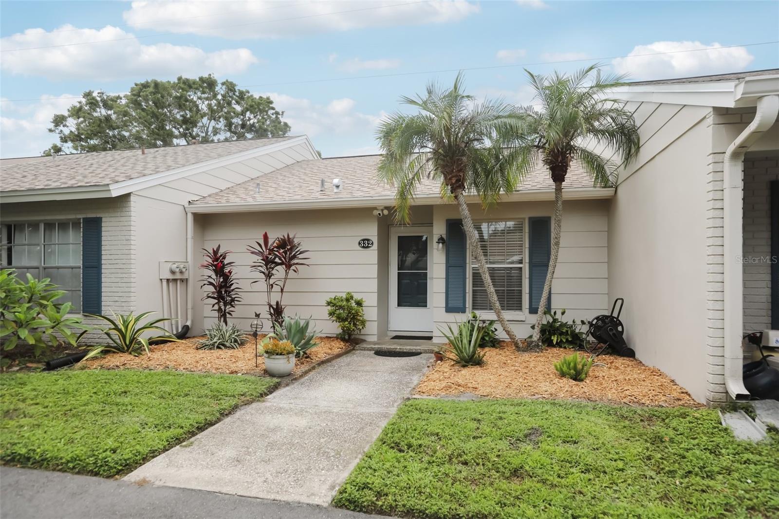 BAY TOWNE - Residential