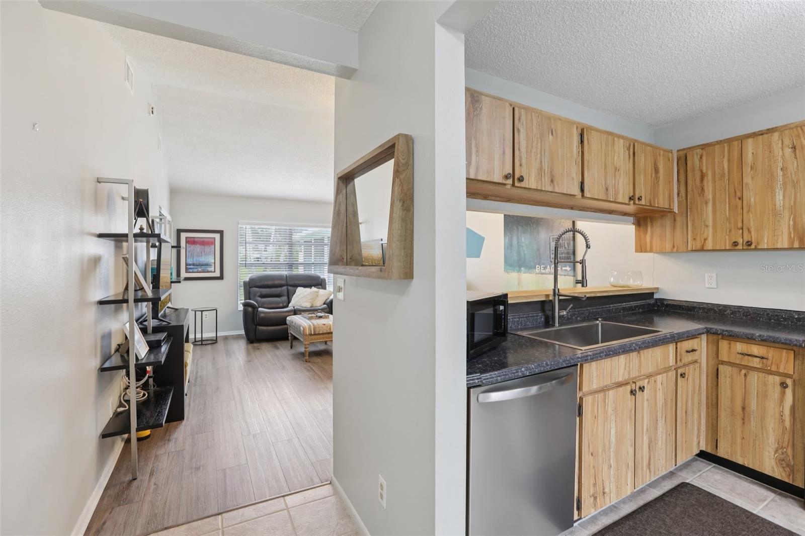 BAY TOWNE - Residential