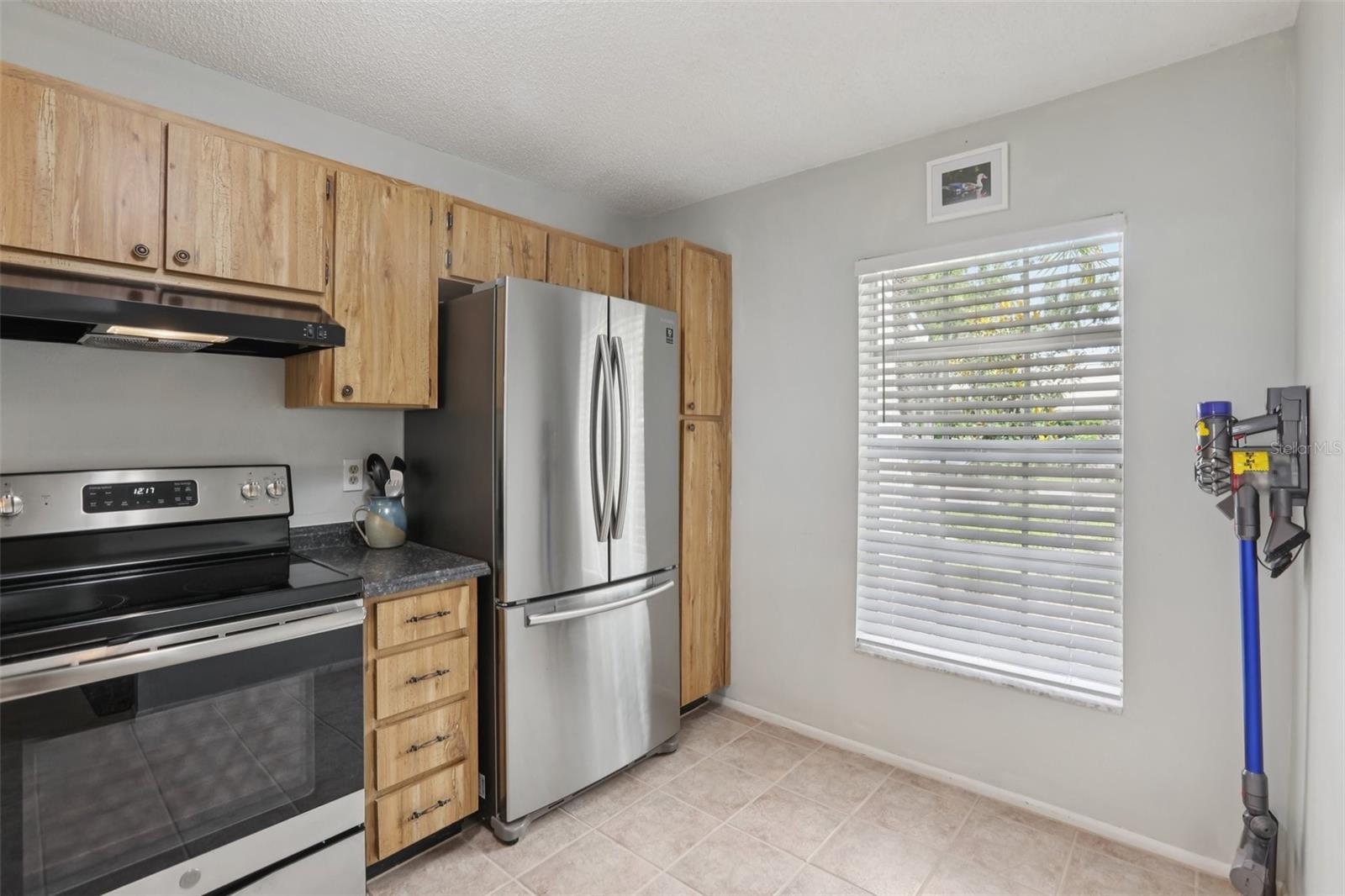 BAY TOWNE - Residential