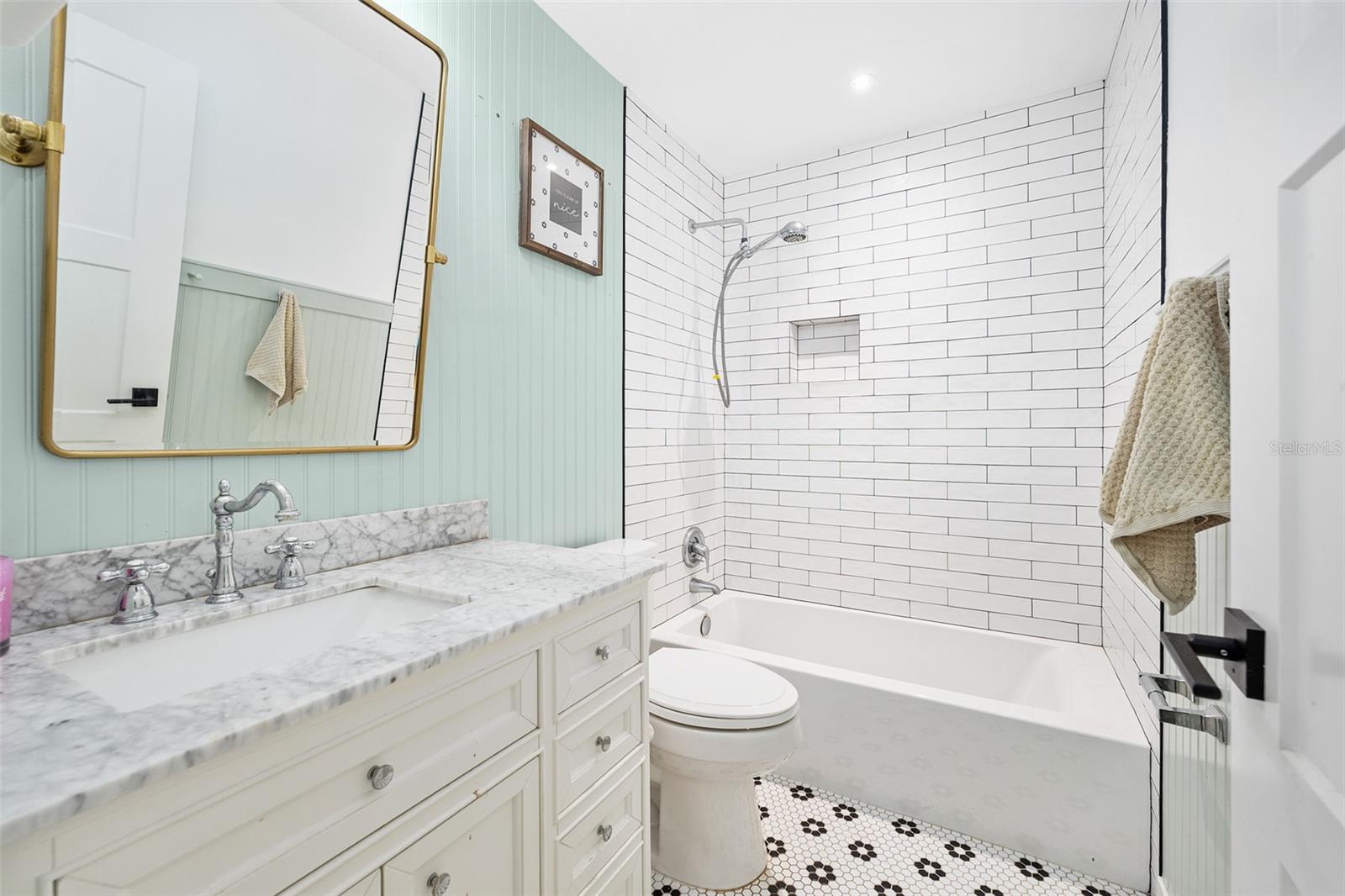 OAK FOREST - Residential