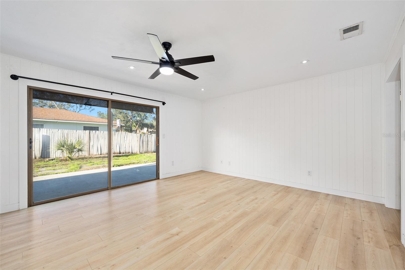 OAK FOREST - Residential