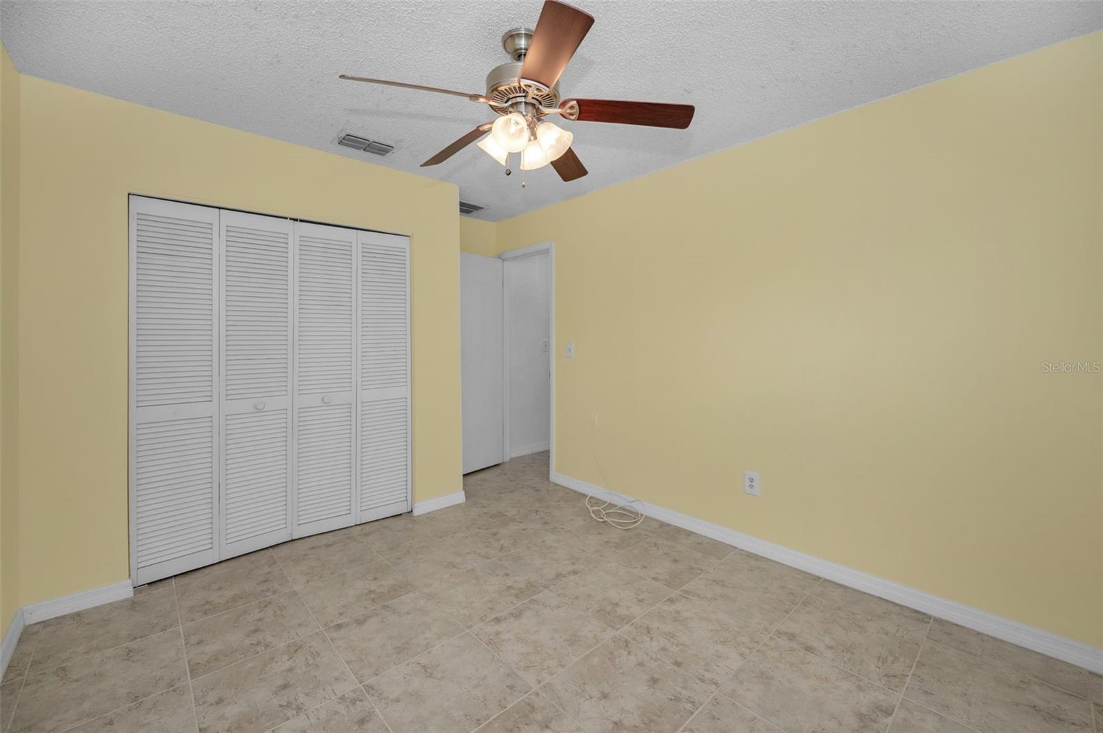 ESQUIRE ESTATES - Residential