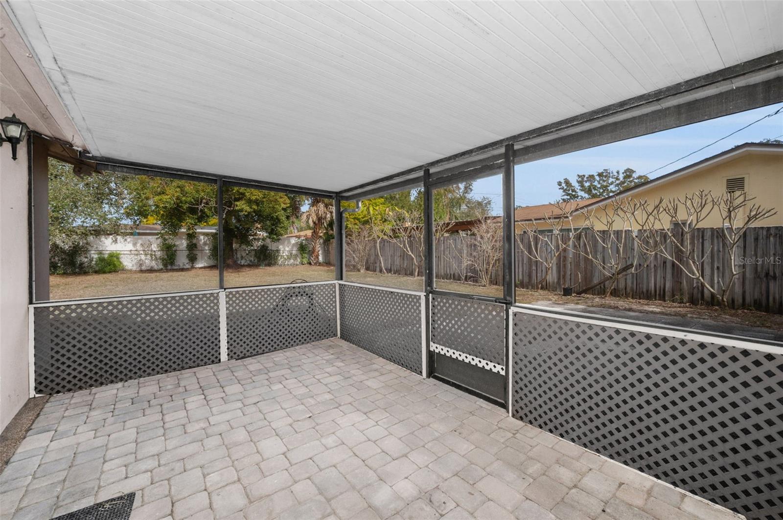 ESQUIRE ESTATES - Residential