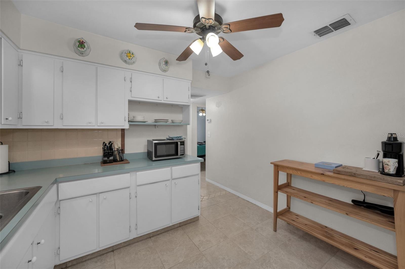 ESQUIRE ESTATES - Residential