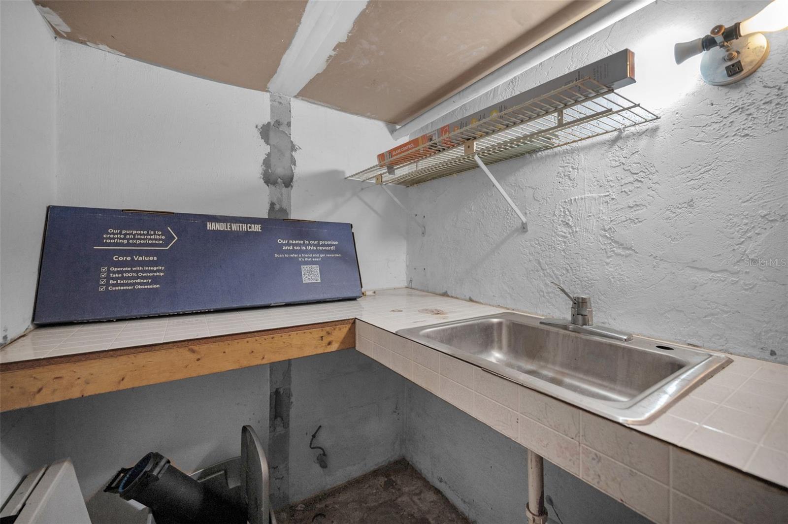 ESQUIRE ESTATES - Residential