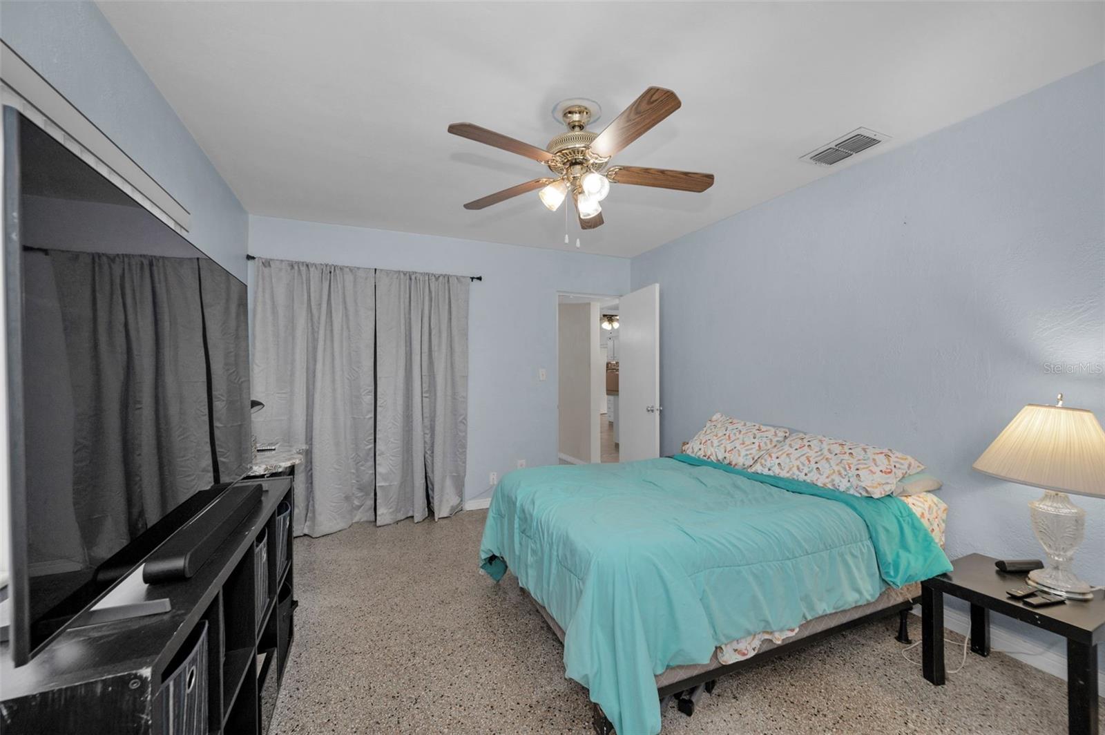 ESQUIRE ESTATES - Residential