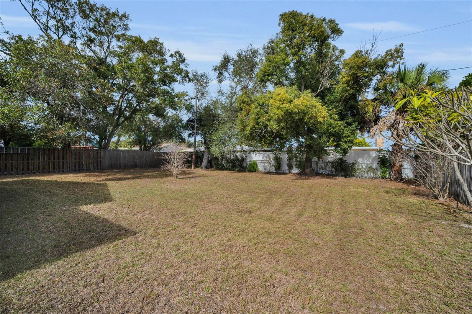 ESQUIRE ESTATES - Residential