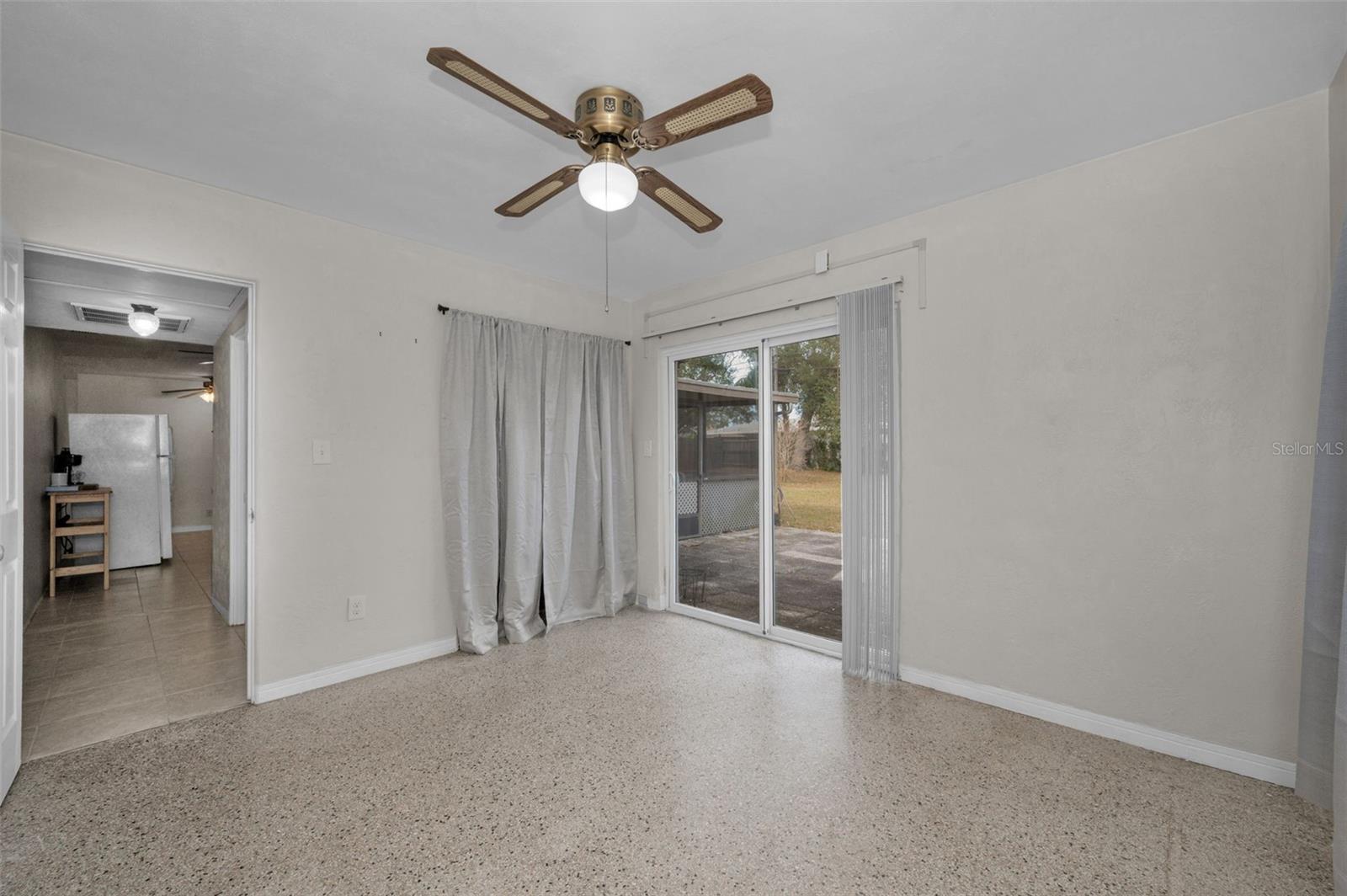 ESQUIRE ESTATES - Residential