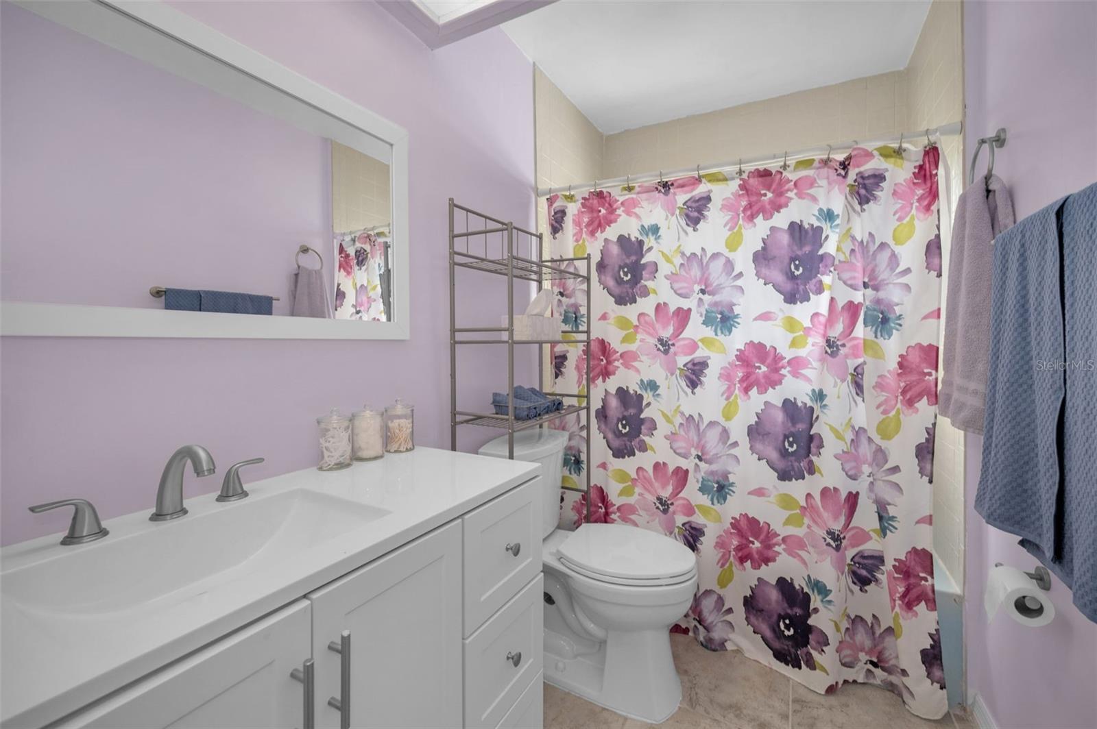 ESQUIRE ESTATES - Residential