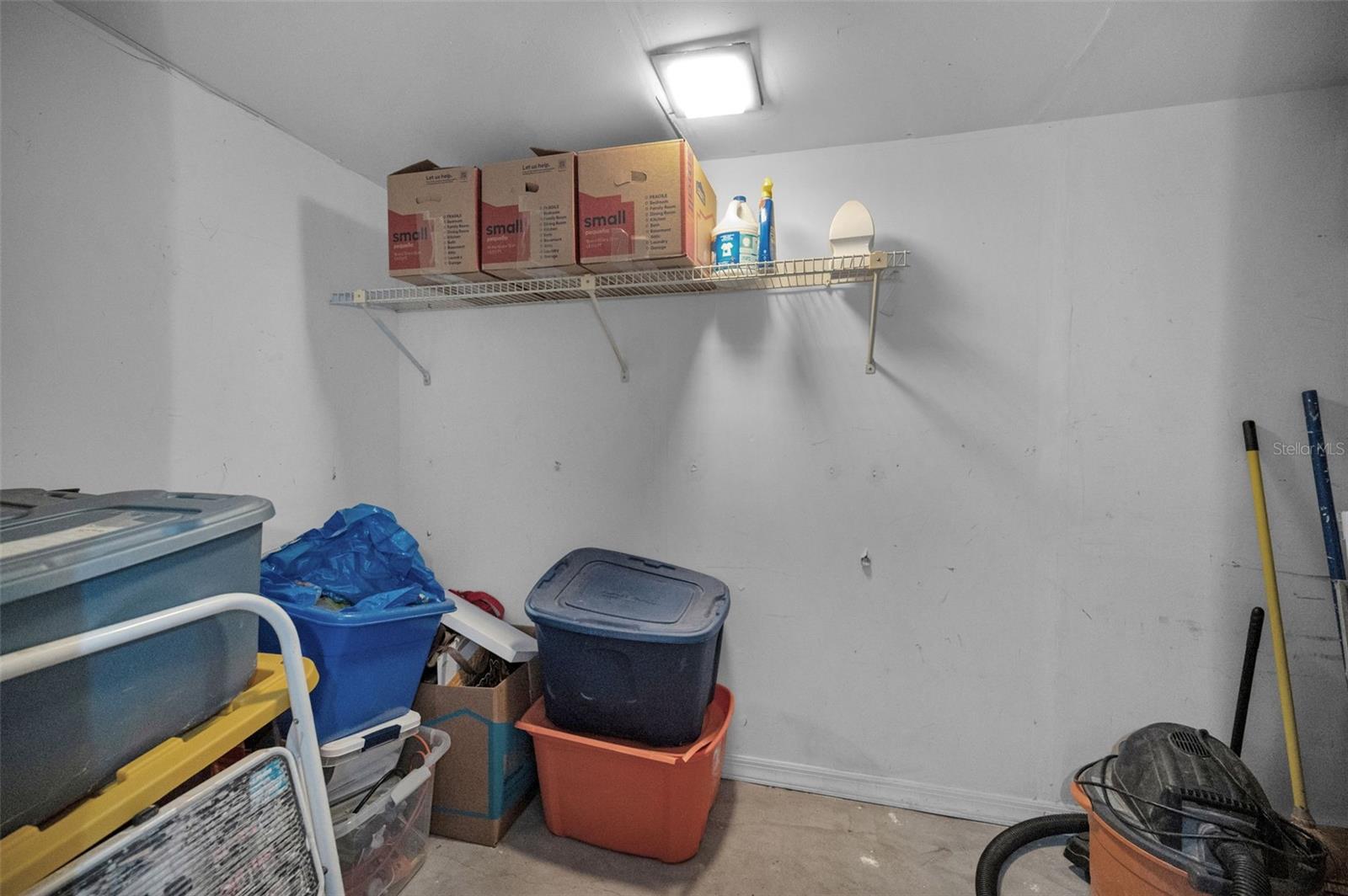 ESQUIRE ESTATES - Residential